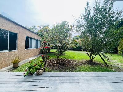 Casa de 5 alcobas en venta en San Nicolas, Rionegro, 1200 m² · foto 2 de 20