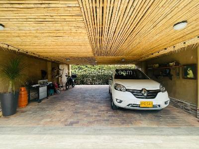 Casa de 5 alcobas en venta en San Nicolas, Rionegro, 1200 m² · foto 5 de 20