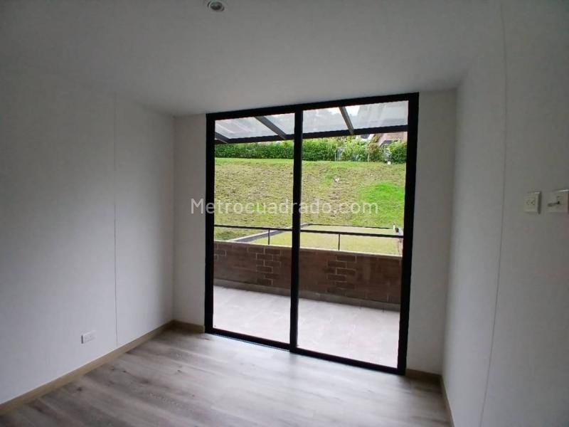 2BR Apartment in El Retiro (88 m²) - 5