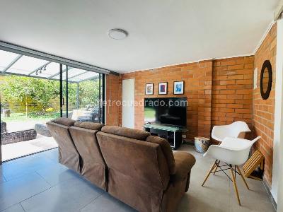 Casa de 3 alcobas en venta en San Nicolas, Rionegro, 800 m² · foto 8 de 20