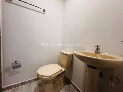 Apartamento de 3 alcobas en venta en San Nicolas, Rionegro, 74 m² · foto 6 de 15