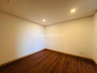 Apartamento de 3 alcobas en venta en San Nicolas, Rionegro, 74 m² · foto 8 de 15