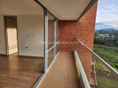 Apartamento de 2 alcobas en venta en San Nicolas, Rionegro, 66 m² · foto 16 de 20