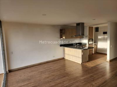 Apartamento de 2 alcobas en venta en San Nicolas, Rionegro, 66 m² · foto 3 de 20