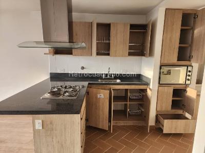 Apartamento de 2 alcobas en venta en San Nicolas, Rionegro, 66 m² · foto 8 de 20