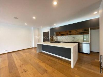 Casa de 4 alcobas en venta en San Nicolas, Rionegro, 449 m² · foto 3 de 14