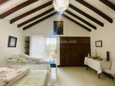 Casa de 4 alcobas en venta en San Nicolas, Rionegro, 150 m² · foto 7 de 20
