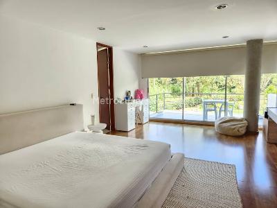 Casa de 5 alcobas en venta en San Nicolas, Rionegro, 449 m² · foto 17 de 20
