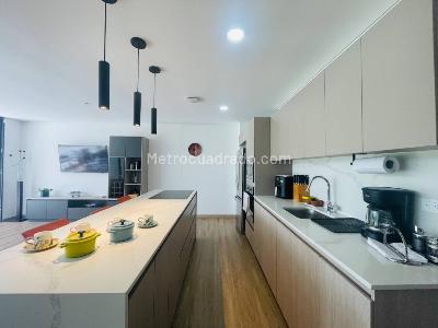 Apartamento de 2 alcobas en venta en San Nicolas, Rionegro, 119 m² · foto 10 de 20