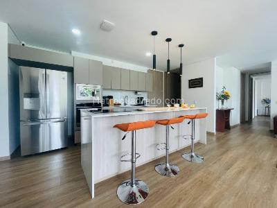 Apartamento de 2 alcobas en venta en San Nicolas, Rionegro, 119 m² · foto 13 de 20