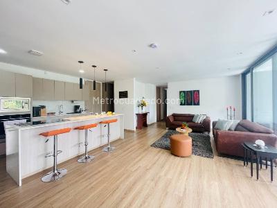 Apartamento de 2 alcobas en venta en San Nicolas, Rionegro, 119 m² · foto 14 de 20