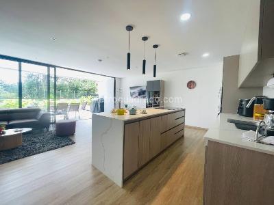 Apartamento de 2 alcobas en venta en San Nicolas, Rionegro, 119 m² · foto 9 de 20