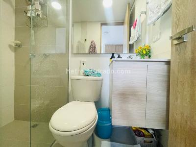 Apartamento de 2 alcobas en venta en San Nicolas, Rionegro, 58 m² · foto 14 de 20