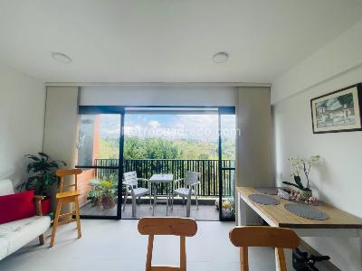 Apartamento de 2 alcobas en venta en San Nicolas, Rionegro, 58 m² · foto 4 de 20