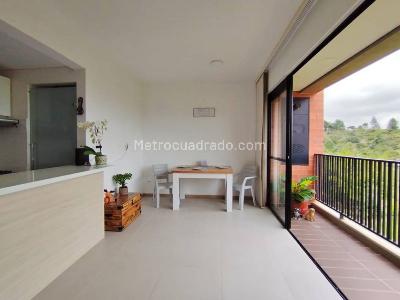 Apartamento de 2 alcobas en venta en San Nicolas, Rionegro, 58 m² · foto 6 de 20