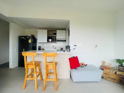 Apartamento de 2 alcobas en venta en San Nicolas, Rionegro, 58 m² · foto 7 de 20