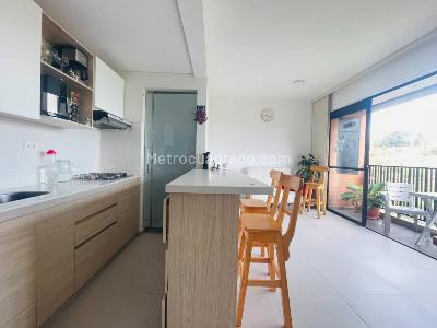 Apartamento de 2 alcobas en venta en San Nicolas, Rionegro, 58 m² · foto 8 de 20