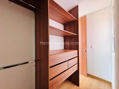 Apartamento de 3 alcobas en venta en San Antonio, Rionegro, 67 m² · foto 13 de 19