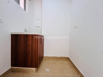 Apartamento de 3 alcobas en venta en San Antonio, Rionegro, 67 m² · foto 9 de 19