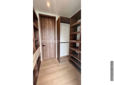 Casa de 5 alcobas en venta en San Nicolas, Rionegro, 235 m² · foto 11 de 18