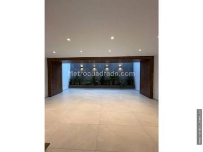 Casa de 5 alcobas en venta en San Nicolas, Rionegro, 235 m² · foto 4 de 18