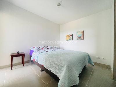 Apartamento de 3 alcobas en venta en San Nicolas, Rionegro, 74 m² · foto 12 de 19