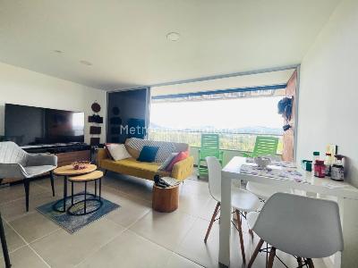 Apartamento de 3 alcobas en venta en San Nicolas, Rionegro, 74 m² · foto 3 de 19