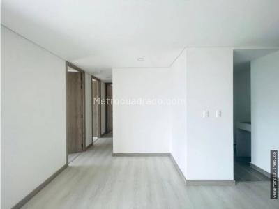 Apartamento de 3 alcobas en venta en San Antonio, Rionegro, 84 m² · foto 9 de 20