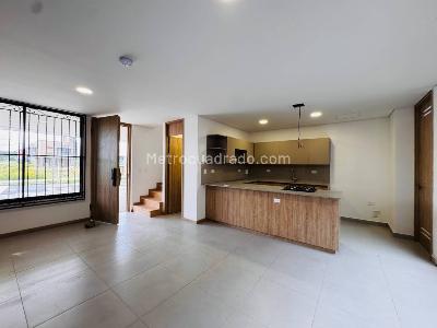 Casa de 3 alcobas en venta en San Antonio, Rionegro, 147 m² · foto 8 de 20