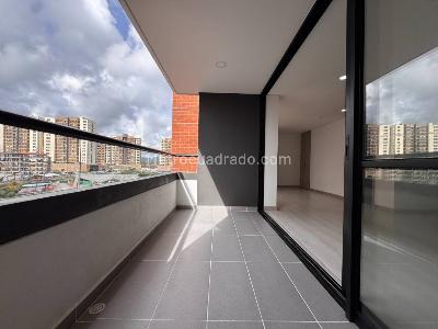 Apartamento de 2 alcobas en arriendo en San Antonio, Rionegro, 84 m² · foto 3 de 16