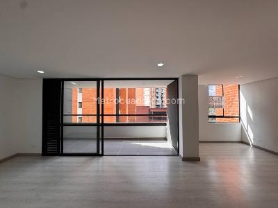 Apartamento de 2 alcobas en arriendo en San Antonio, Rionegro, 84 m² · foto 4 de 16