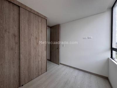 Apartamento de 2 alcobas en arriendo en San Antonio, Rionegro, 84 m² · foto 9 de 16