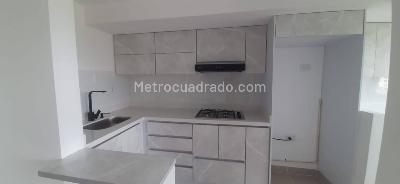 Apartamento de 2 alcobas en venta en San Antonio, Rionegro, 50 m² · foto 5 de 11