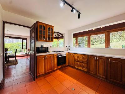 Casa de 4 alcobas en venta en Llano Grande, Rionegro, 1900 m² · foto 11 de 20