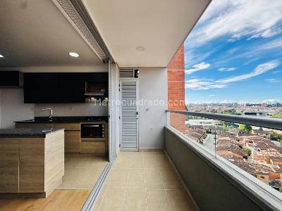 Apartamento de 3 alcobas en venta en San Antonio, Rionegro, 80 m² · foto 4 de 20