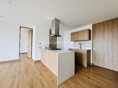 Apartamento de 2 alcobas en arriendo en Rionegro, Rionegro, 74 m² · foto 2 de 20