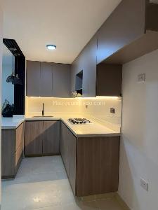Apartamento de 2 alcobas en venta en San Antonio, Rionegro, 50 m² · foto 2 de 18
