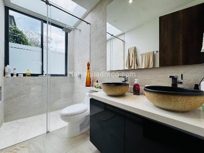 Casa de 4 alcobas en venta en San Nicolas, Rionegro · foto 20 de 20