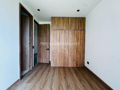 Casa de 4 alcobas en venta en San Nicolas, Rionegro, 253 m² · foto 7 de 20