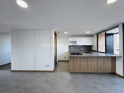 Apartamento de 2 alcobas en venta en Rionegro, Rionegro, 76 m² · foto 8 de 20
