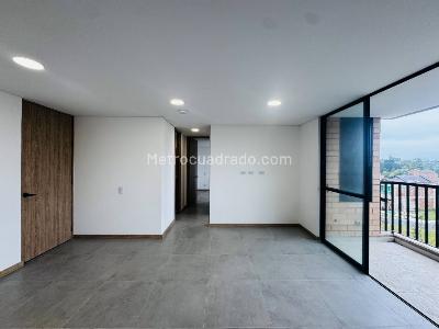 Apartamento de 2 alcobas en venta en Rionegro, Rionegro, 65 m² · foto 3 de 16