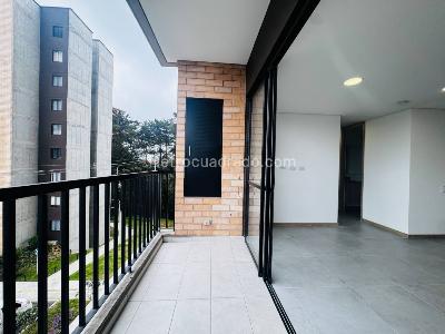 Apartamento de 2 alcobas en venta en Rionegro, Rionegro, 65 m² · foto 3 de 20