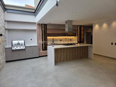 Casa de 3 alcobas en venta en Gualanday, Rionegro, 174 m² · foto 2 de 20