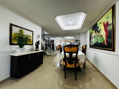 Apartamento de 4 alcobas en venta en Medellin, Medellín, 250 m² · foto 2 de 20