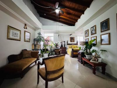 Apartamento de 4 alcobas en venta en Medellin, Medellín, 250 m² · foto 3 de 20