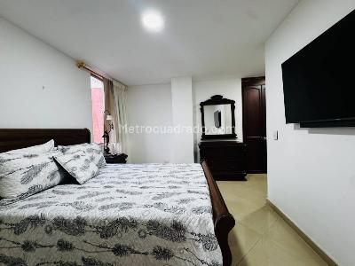 Apartamento de 4 alcobas en venta en Medellin, Medellín, 250 m² · foto 12 de 20