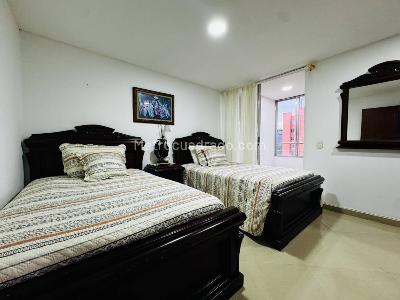 Apartamento de 4 alcobas en venta en Medellin, Medellín, 250 m² · foto 18 de 20