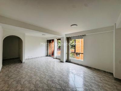 Apartamento de 3 alcobas en venta en La Castellana, Medellín, 77 m² · foto 5 de 20