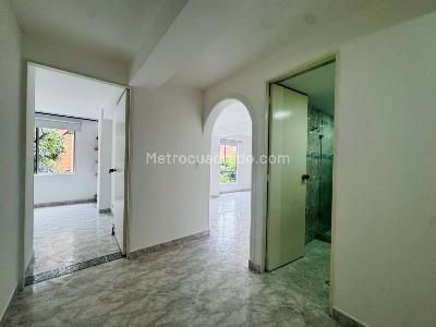 Apartamento de 3 alcobas en venta en La Castellana, Medellín, 77 m² · foto 17 de 20
