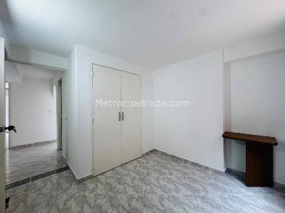 Apartamento de 3 alcobas en venta en La Castellana, Medellín, 77 m² · foto 18 de 20